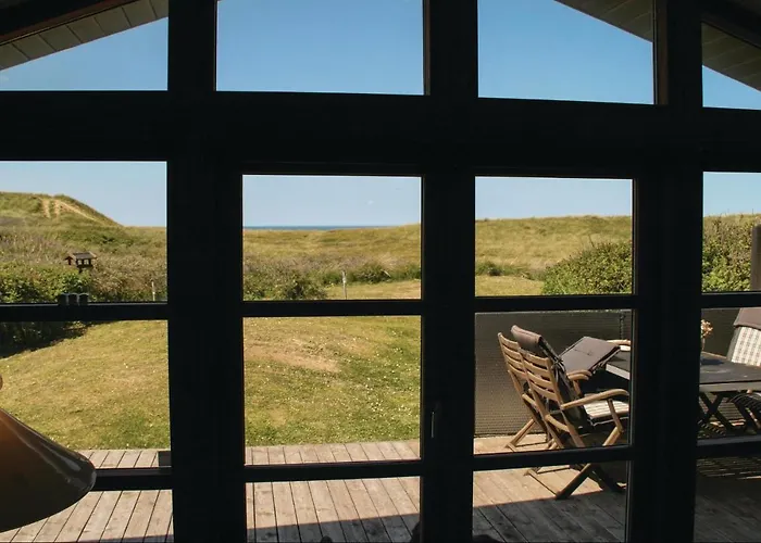 Сasa de vacaciones Three-bedroom In Løkken